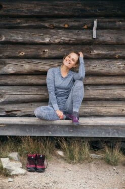 Halti Free Recy Seamless LS Top 16 Halti Free Recy Seamless LS Top -Style Avenue Store ECOR HAL 04 REC W IMG 3